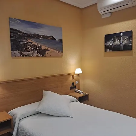 Pensión La Concha-3